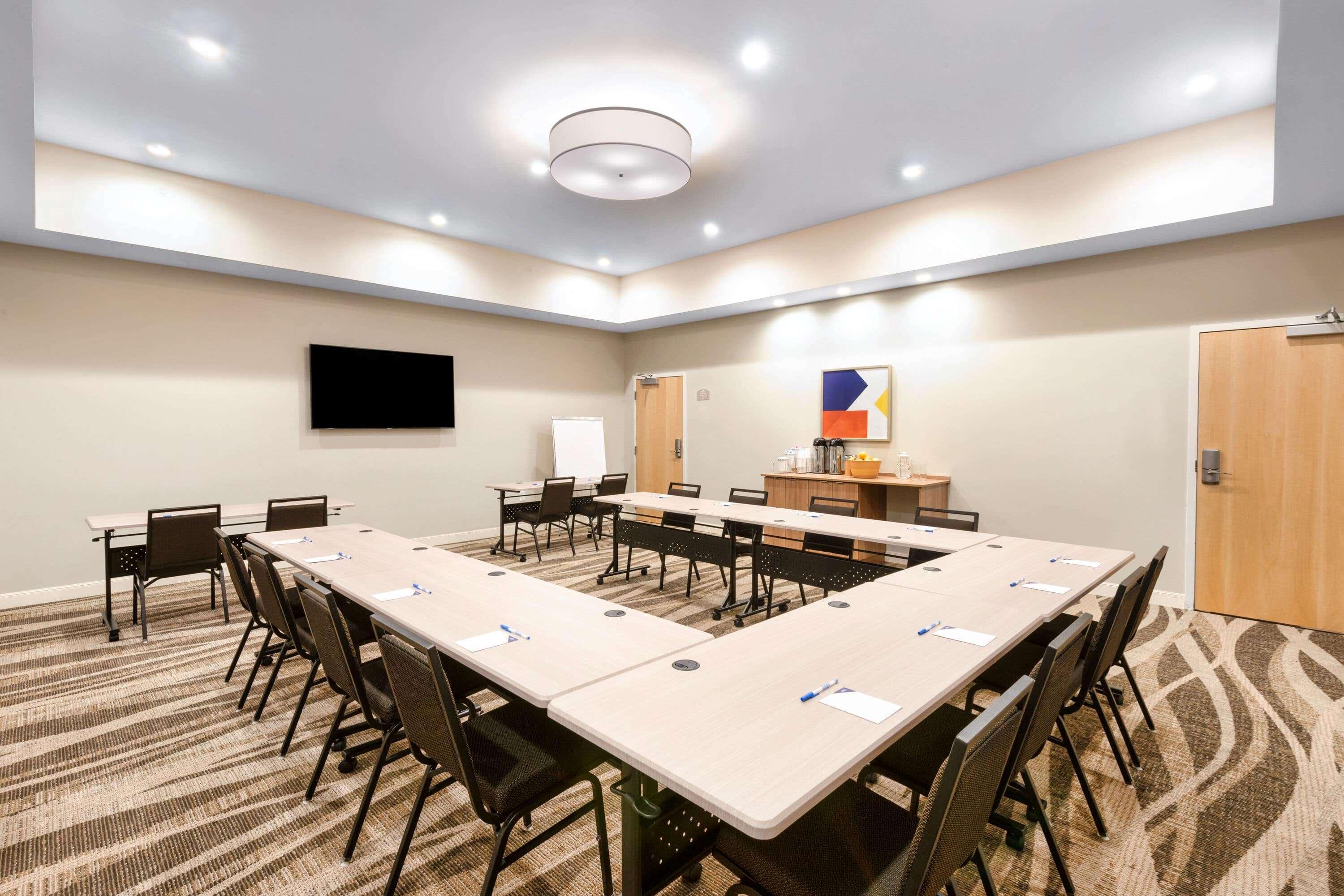 Microtel Inn & Suites By Wyndham Farmington Esterno foto