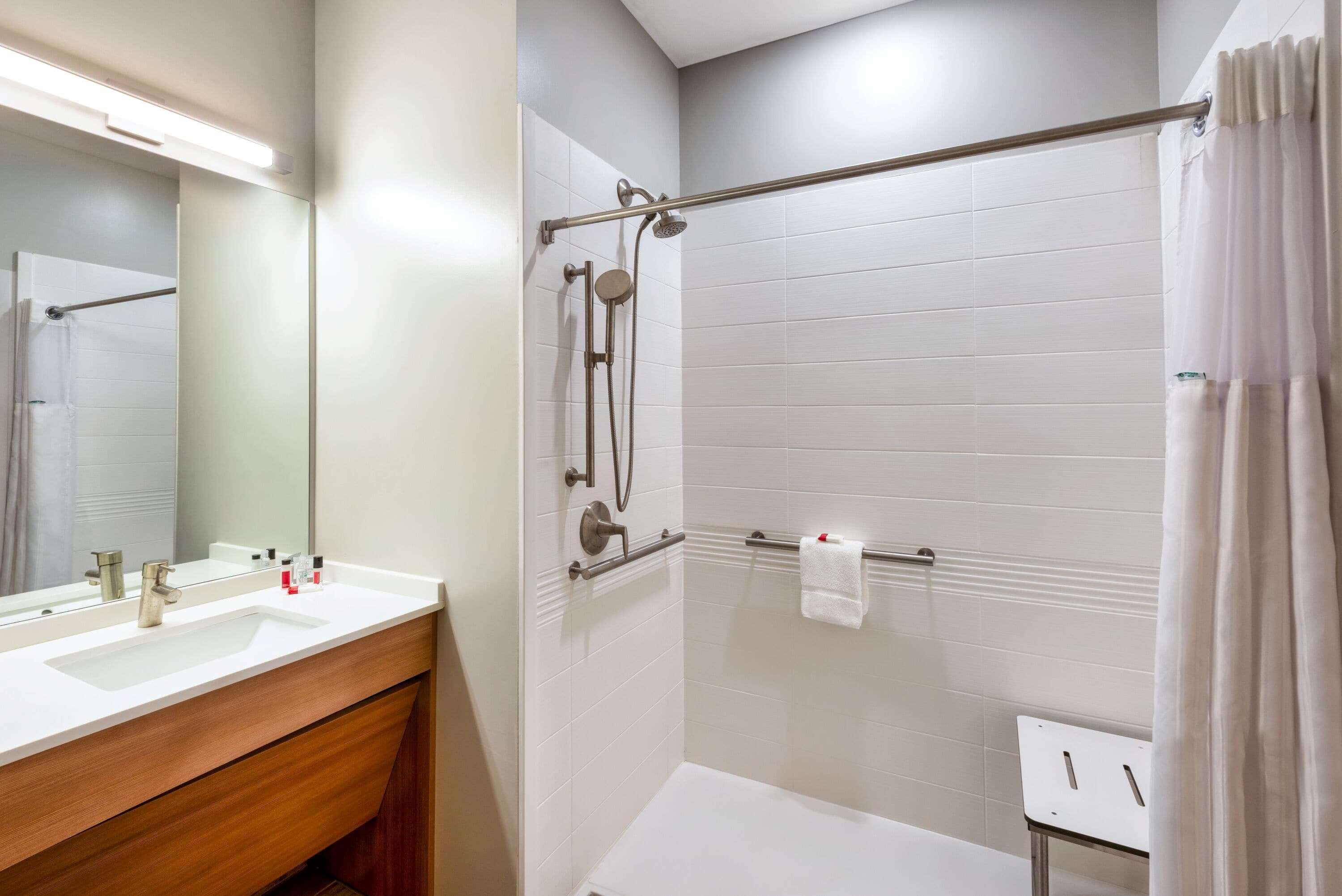 Microtel Inn & Suites By Wyndham Farmington Esterno foto